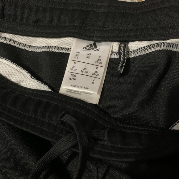 Adidas 3-stripe joggers - Picture 4 of 4